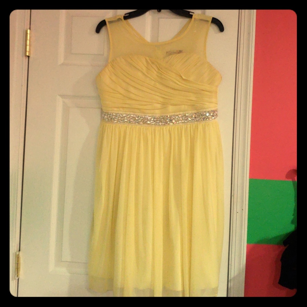 Yellow Speechless Girls Dress sz 16.5